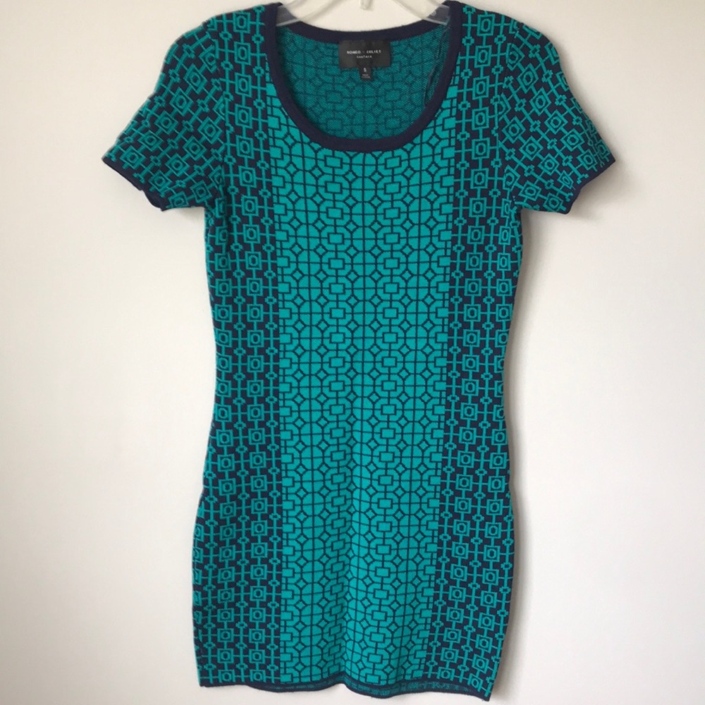 Romeo & Juliet couture Body con sweater dress